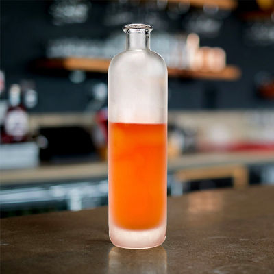 Водка Бренди Ликер бутылки с приемлемым логотипом клиента 500 мл Прозрачное круглое стекло