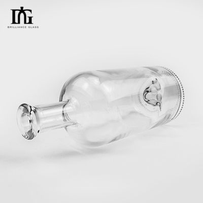 Скрин-печать, горячее штампование, живопись, гравировка, электропластика, парфюм, стеклянная бутылка 100 мл.