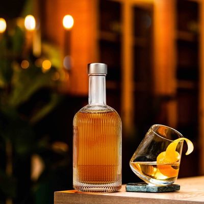Стеклянная бутылка с логотипом для фруктового вина виски бренди водка бурбон 700 мл 750 мл 1 л