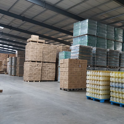 OEM/ODM Приемлемо 750ml 1000ml Прозрачная стеклянная бутылка для ликера Красное вино Испанкерная водка