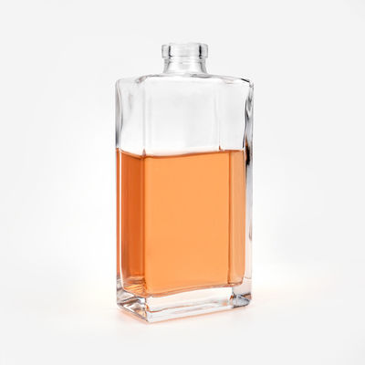 Оформленная упаковка Наполнительное стекло Пустая бутылка с 500 мл парфюмерии с гравюрой и краской
