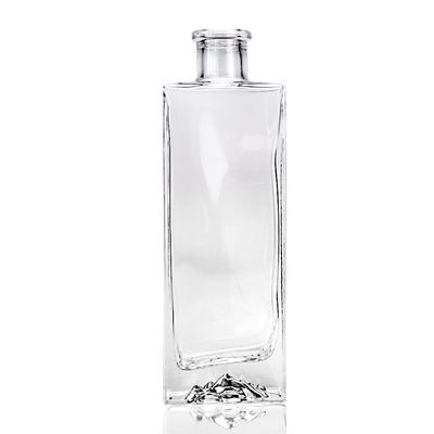 Вместимость 500 мл Плоская пустая прозрачная стеклянная бутылка с алкоголем для виски, рома, спиртных напитков, водки и джина
