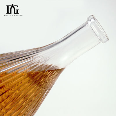 Стеклянная бутылка с гравировкой 450 ml/700 ml/750 ml для коммерческой презентации алкоголя в чистом виде