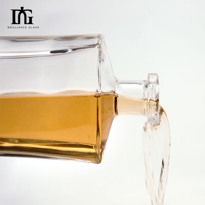 350 мл/500 мл/700 мл Стеклянная бутылка с черной крышкой в Европе Страна