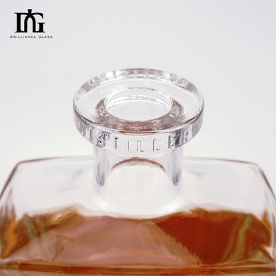 350 мл/500 мл/700 мл Стеклянная бутылка с черной крышкой в Европе Страна