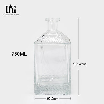 На заказ рельефный логотип 750 мл стеклянная бутылка для спиртных напитков Прозрачная квадратная форма