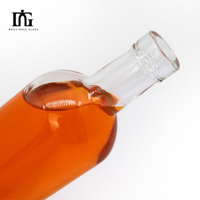 Конфигурация логотипа Ликеры Стеклянная бутылка для напитков в классическом дизайне