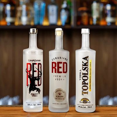 Стеклянные спиртные напитки и напитки 750 мл плоская квадратная плечевая винтовая верхняя бутылка с виски