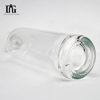 500 ml/700 ml/750 ml Круглые колоннистые тонкие высокие бутылки из стекла для водки с пробковой крышкой