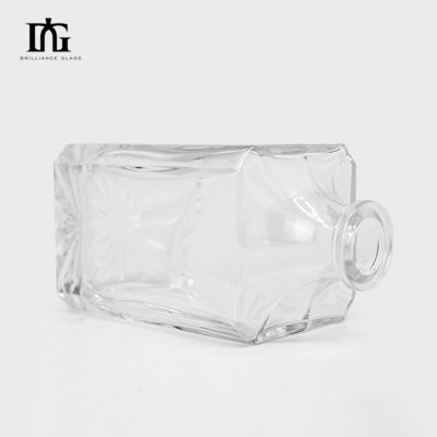 Настраивайте пустые бутылки с виски 50 мл 375 мл Стеклянная бутылка для спиртных напитков вместимостью 700 мл