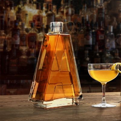 Выгравировка поверхности обработки 50cl Чистое пустое виски водка стеклянная бутылка с пробкой
