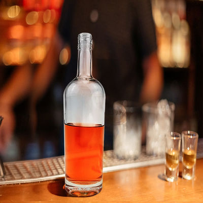 500 мл 700 мл 750 мл Super Flint Glass Flask Whiskey Vodka Gin Flask с пробковой винтовой крышкой