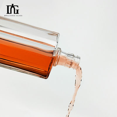 500 мл квадратная прозрачная пустая бутылка с виски с приемлемым OEM/ODM