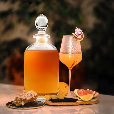 Прозрачные круглые пустые стекла из кремнезаготовительного стекла Ликерное вино Виски Водка Текила Бутылка Промышленная