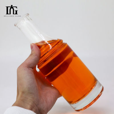 Стеклянная бутылка для напитков 330ml 700ml 750ml 500ml Виски Джин Водка из стеклянного материала
