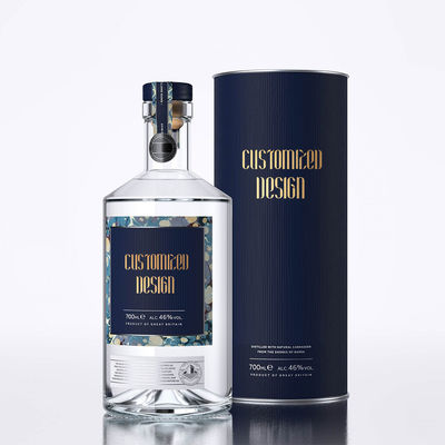 Чистая прозрачная стеклянная бутылка для спиртных напитков Тип уплотнения CORK OEM/ODM Приемлемо 700 мл