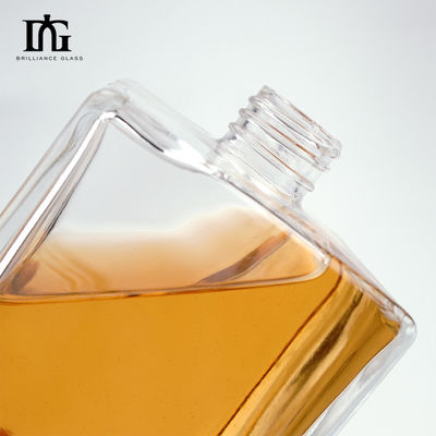 Косметическая упаковка насос распылитель квадратная стеклянная бутылка с электропластировкой и гравировкой